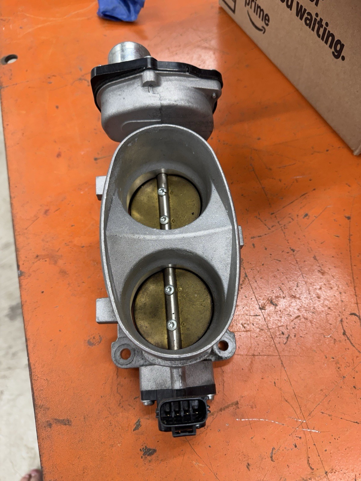 Ford GT 2007 Throttle body