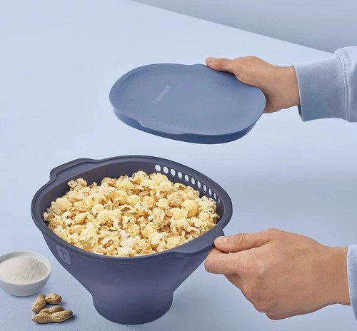 Tupperware  WOW Microwave Popcorn Maker Popper Collapsible 105120 Blue