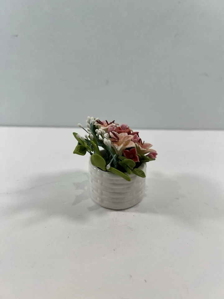Dollhouse Moniature 1:6 Scale Flower Pot - Image 4 of 4