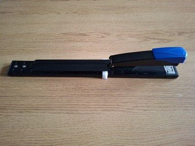 Office Depot Langarmhefter 300 mm Reichweite, gebraucht