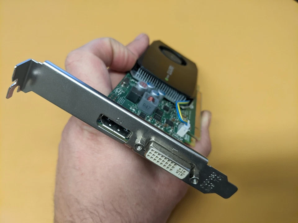 Nvidia Quadro K420 2 GB PC desktop Graphics Cards with DisplayPort & DVI - USED - Image 2 of 4