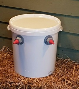 Lamb Milk Feeder With Heater New Ebay