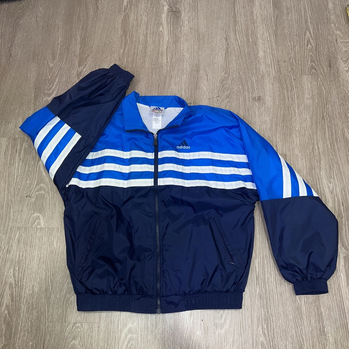 Adidas windbreaker blue and white hotsell