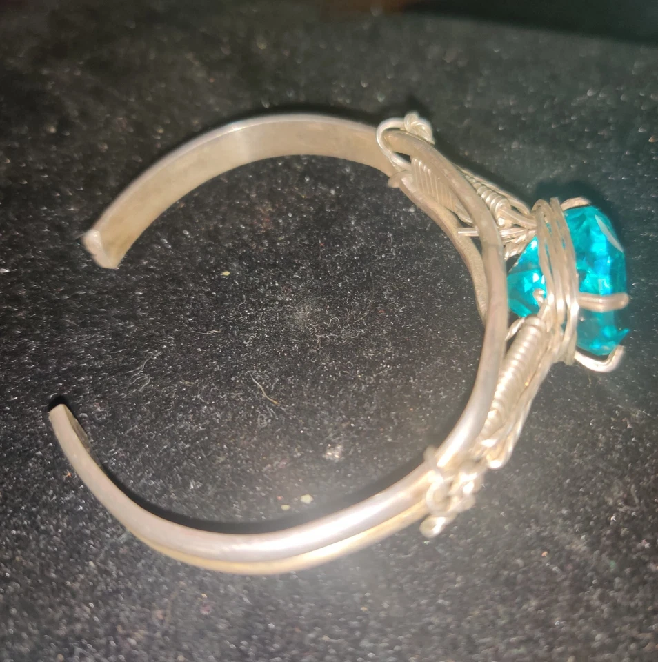 Blue Topaz Oval Gemstone Silver Plated Handmade Bangle Bracelet Vintage 1980s - Image 3 of 4
