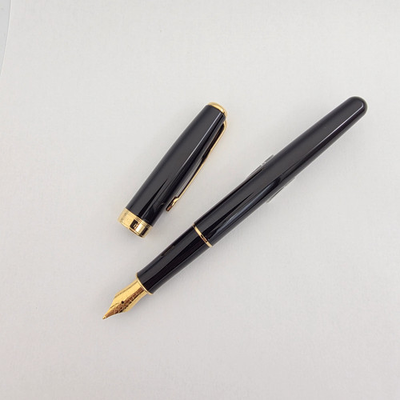#ad Parker Sonnet Black Gold Medium Fountain Pen S0808710 NIB $135.00