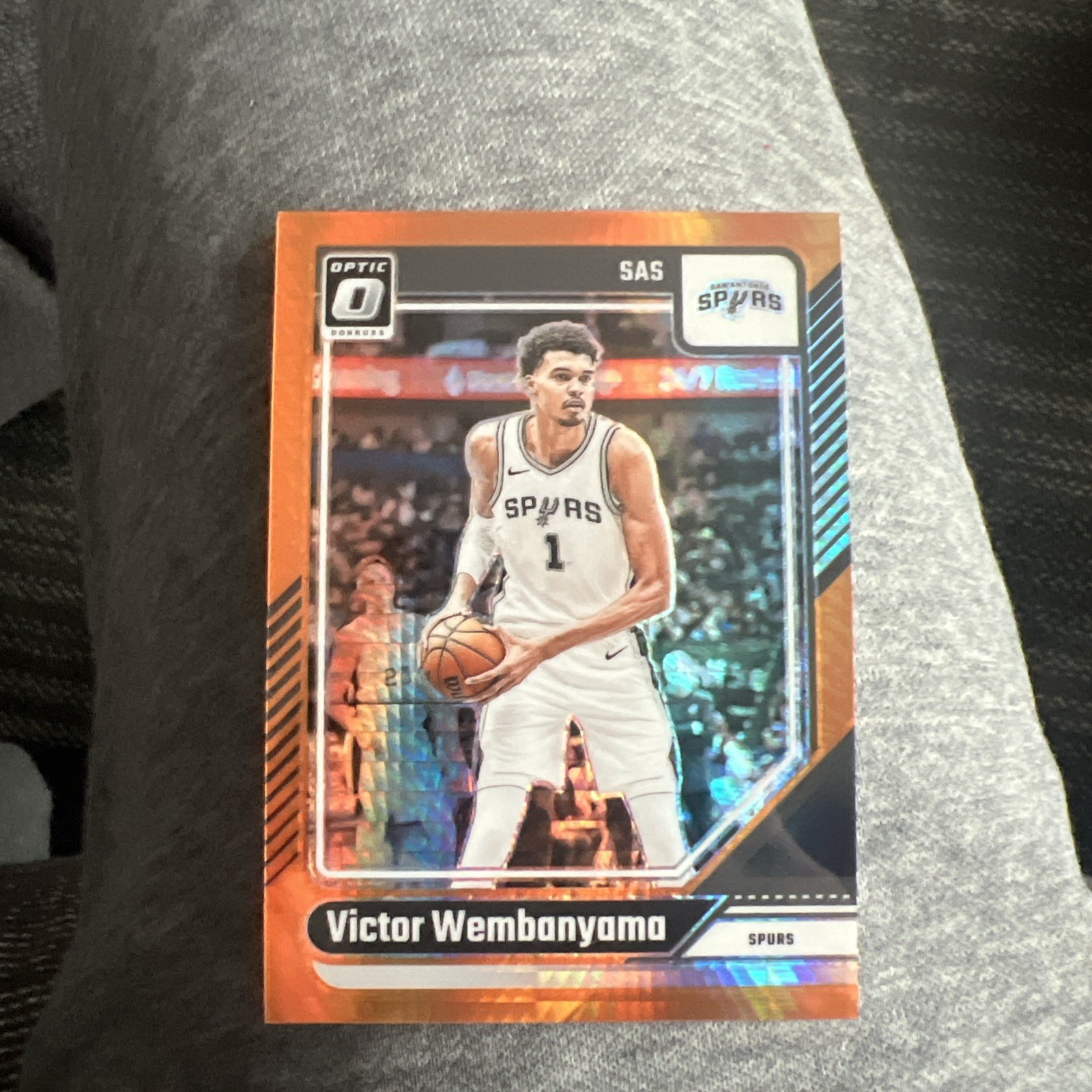 Victor Wembanyama 2024-25 Panini Donruss Optic #45 Orange Hyper /299 Spurs