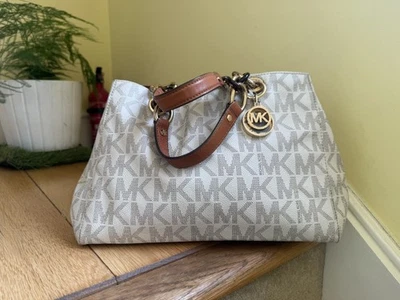 Michael Kors Vanilla Logo Signature Tote Bag - Image 1 of 4