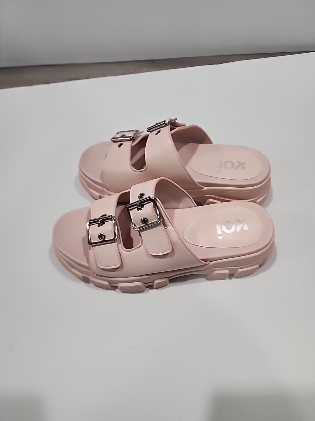 KOI FOOTWEAR WOMENS ARCH PASTEL PINK SLIDES. US SIZE 6 (VEGAN) image 7