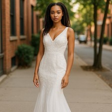 NEW Lulus White Embroidered Lace ,Tulle Mermaid Maxi Dress Sleeveless Size Small