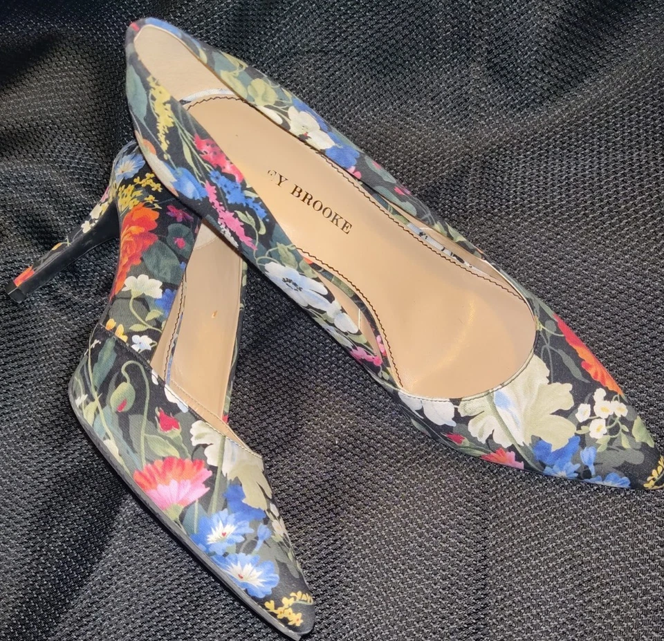 Audrey Brooke Women's MULTI Floral Canvas  Heels Size 10M SLIP ON SHOES - Image 2 of 4
