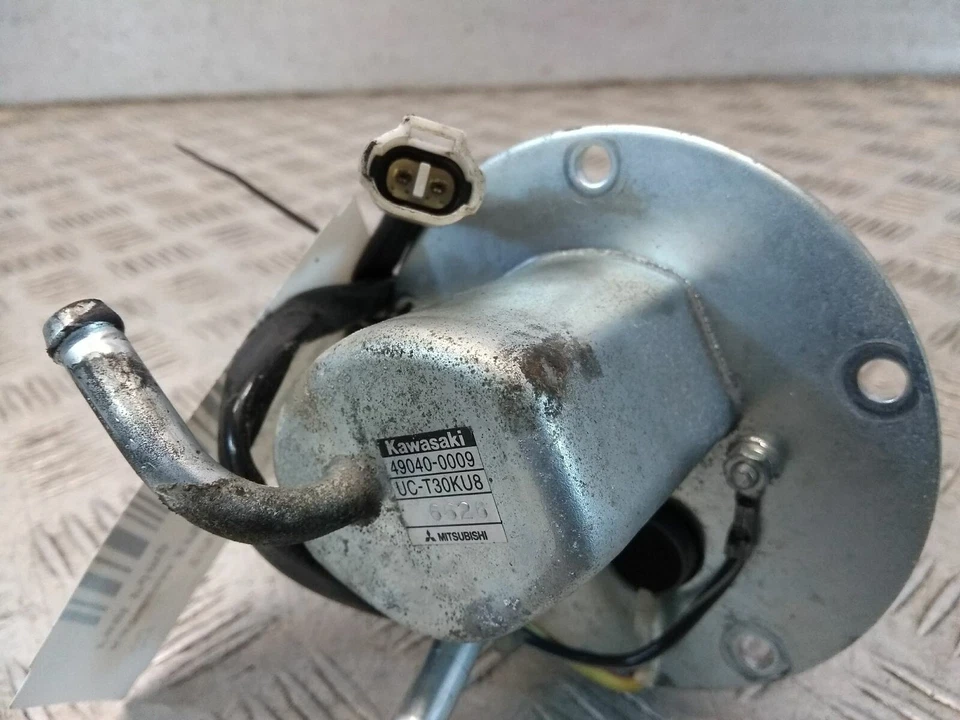 Kawasaki Z750 2007 bomba de combustible Foto 4 de 4