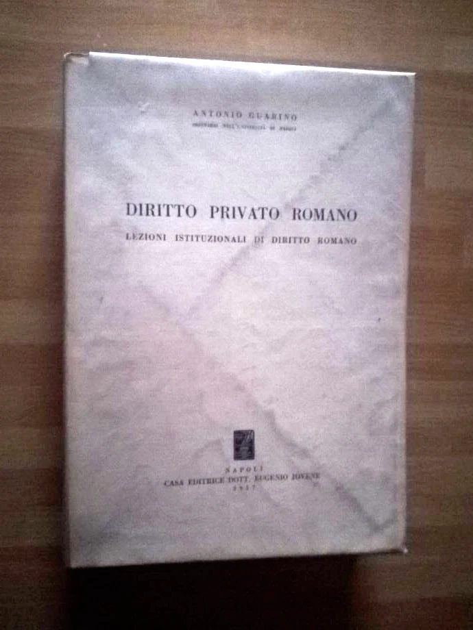 Foto 1 di 8