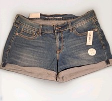 Old Navy NWT Boyfriend Mid Rise Denim Blue Jean Shorts 8 Regular     A511