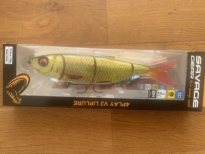 Savage Gear 4play V2 Liplure Wobbler Swimbait 16,5 cm 32 Gramm slow floating