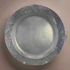 Vintage Wilton Armetale 14 1/4โ charger platter made in USA. Harvest Pattern 60s