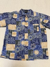 Marc Edwards  print shirt, size  large.  The perfect summer/vacation shirt 