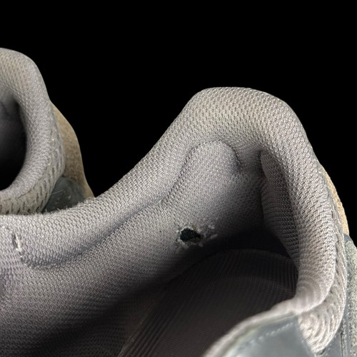 Men’s Adidas Yeezy Boost 700 Mauve UK11 US11.5 EE9614 - Picture 6 of 11