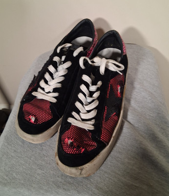Golden Goose VCE Men's Low Top Lace-Up Athletic Sneakers Black/Pink