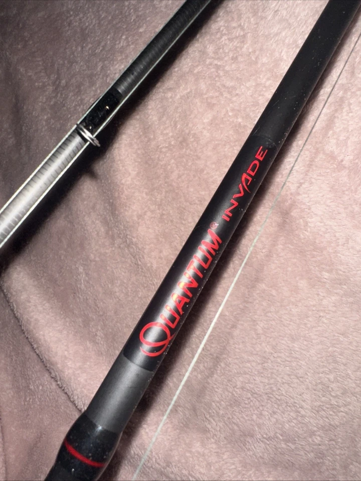 Quantum Invade INVC662MH 6’6 Baitcaster Fishing Rod and Reel Left Handed Combo - Image 3 of 4
