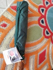NEW WINDBRELLA Size 44" Umbrella Green NEW NWT Sun Protection Rain Wood Look