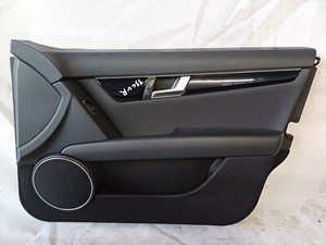 33C* Mercedes W204 Mopf Türverkleidung Türpappe Stoff Schwarz Vorne Rechts