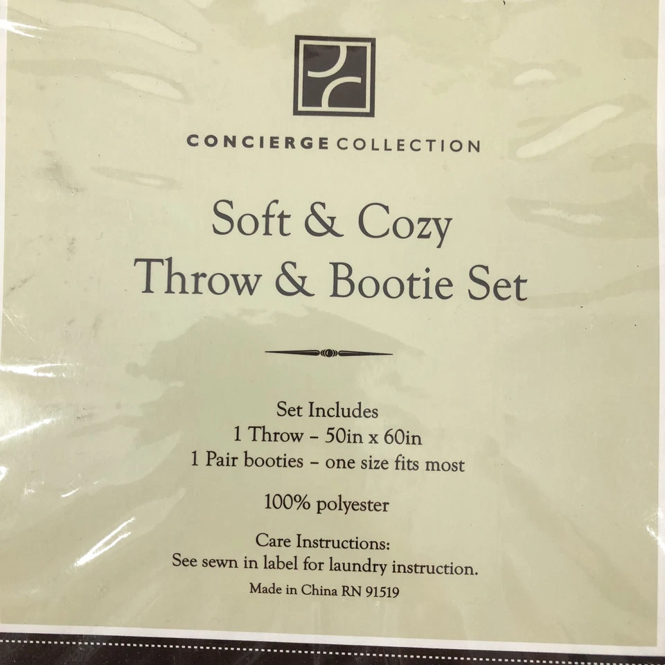Concierge Collection Throw & Bootie Set Soft Plush White Leopard print - Image 3 of 4