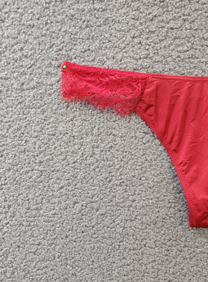 B.tempt'd by Wacoal It's On Tanga Ropa Interior Para Mujer 7-L Savvy Rojo Pull On Foto 3 de 4
