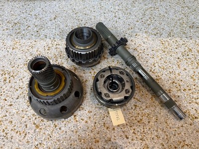 A340 GEARTRAIN AND SHAFT FROM 2004 KIA SORENTO TRANSMISSION (NO O/D PLANET)