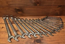 GEARWRENCH 12 Point Long Pattern Metric Combination Wrench Set 17 Pc (8-24mm)