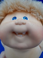 Cabbage Patch Kids HM19 Fuzzy Blonde Hair Blue Eyes 1989 Designer Line Freckles