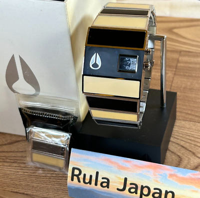 希少、美品】 NIXON THE ROTOLOG Black White