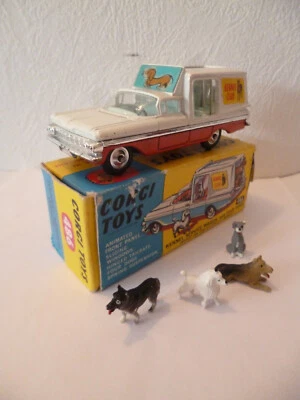 Authentique corgi toys ref 486 KENNEL SERVICE WAGON with four dogs avec boite - Photo 1/4