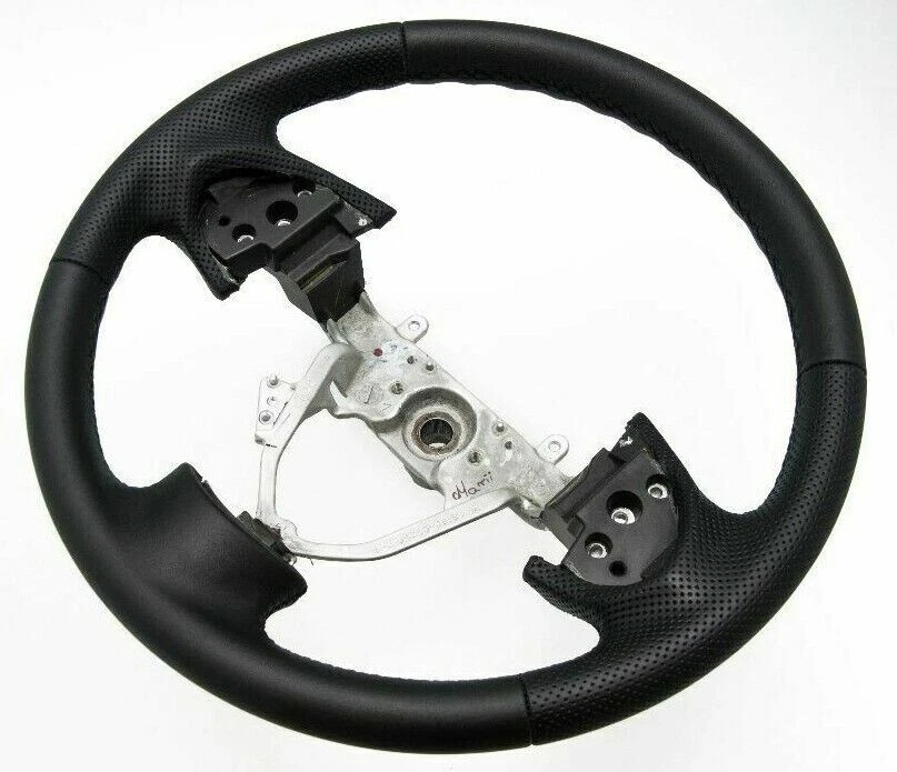 Funda volante cuero Suzuki Grand Vitara año 2005-2014 NUEVO CUERO Foto 2 de 4