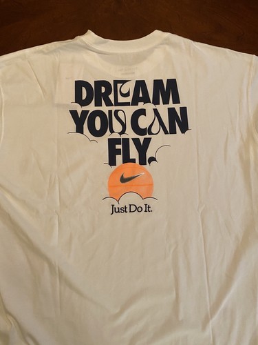 NIKE T-SHIRT MENS SZ L WHITE GRAPHIC SHORT SLEEVE STANDARD FIT FZ8083-100 NEW