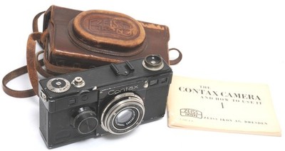 Early Zeiss Contax I Version 2 camera One Dimple w. Nickel Tessar 2.8/5cm
