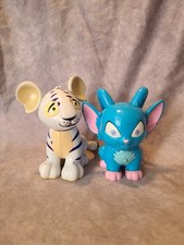 Neopets Thinkway Electronic Interactive Pets White Kougra and Blue Acara Figure