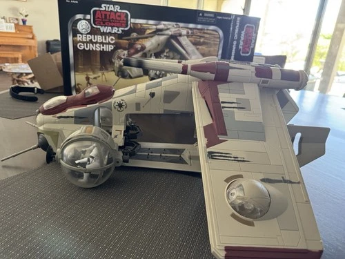 Star Wars Vintage Collection Republic Gunship Action Toy