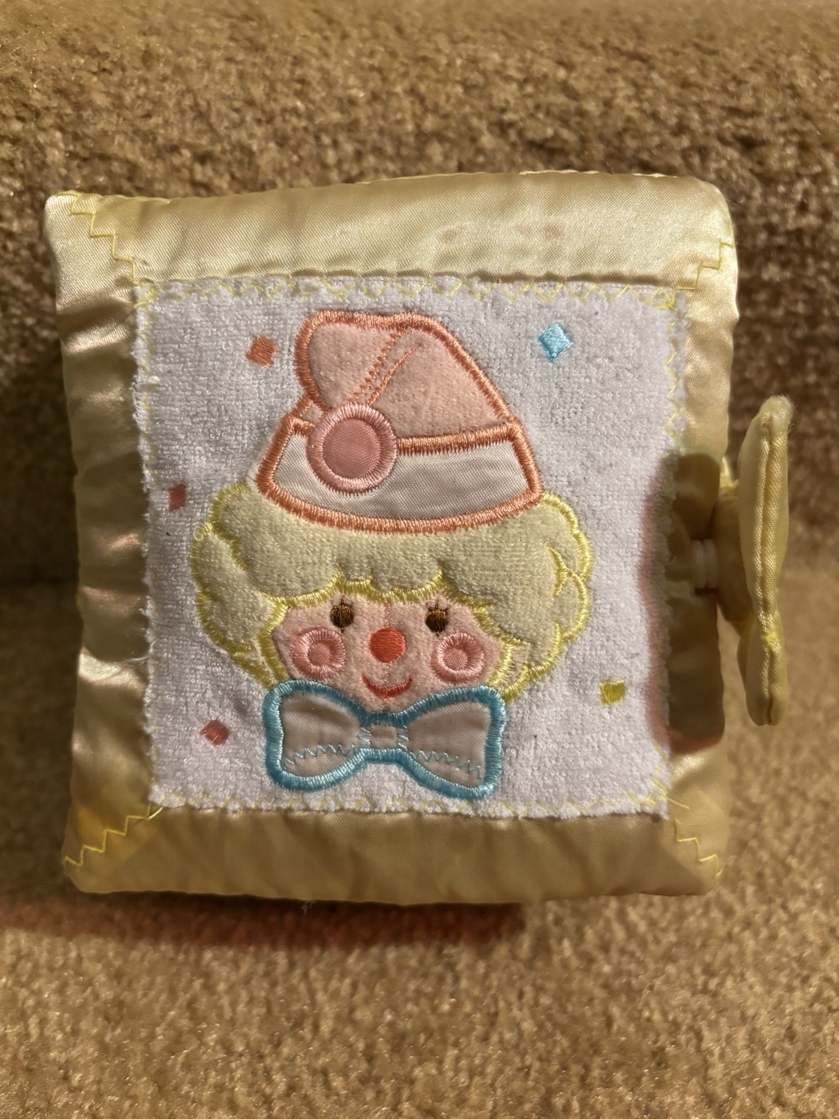 Rare! Cozy Bows 1987 Baby Book / Security Blanket