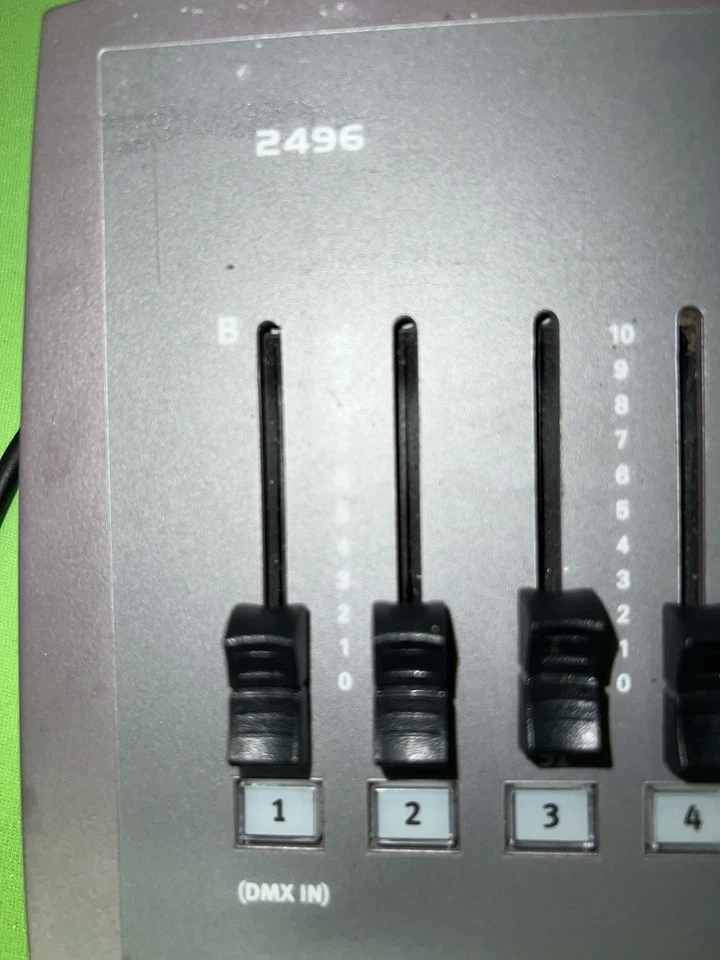 ETC SmartFade 2496 DMX Lighting Control Console With Power Supply & Docs - Image 3 of 4