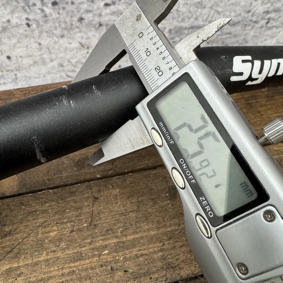 Syntace Stratos M Bullhorn 底杆把手 26 毫米夹黑色合金 250 克 26 — 第 4/4 张图片