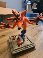 First4Figures - Crash Bandicoot Statue 