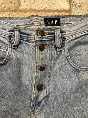 Short En Jean Vieilli Gap Taille 25 - Coupe Régulière, Longueur 5 Pouces, Très Bon état D'occasion
