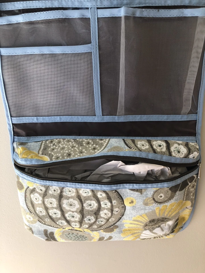 NWT Waverly Hanging Toiletry Cosmetic Travel Bag Organizer Floral - Imagem 3 de 4