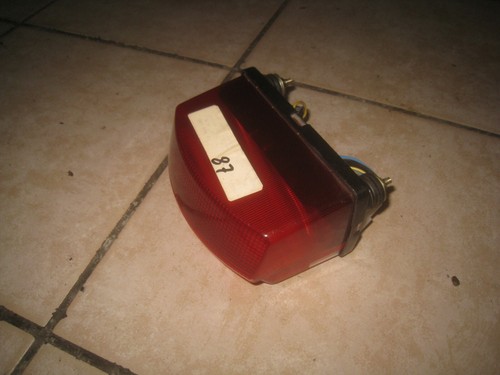 FZR 1000 3LE 91- Feu Arrière Verre Feu Arrière Original Queue Lumière Arrière - Photo 3 sur 5