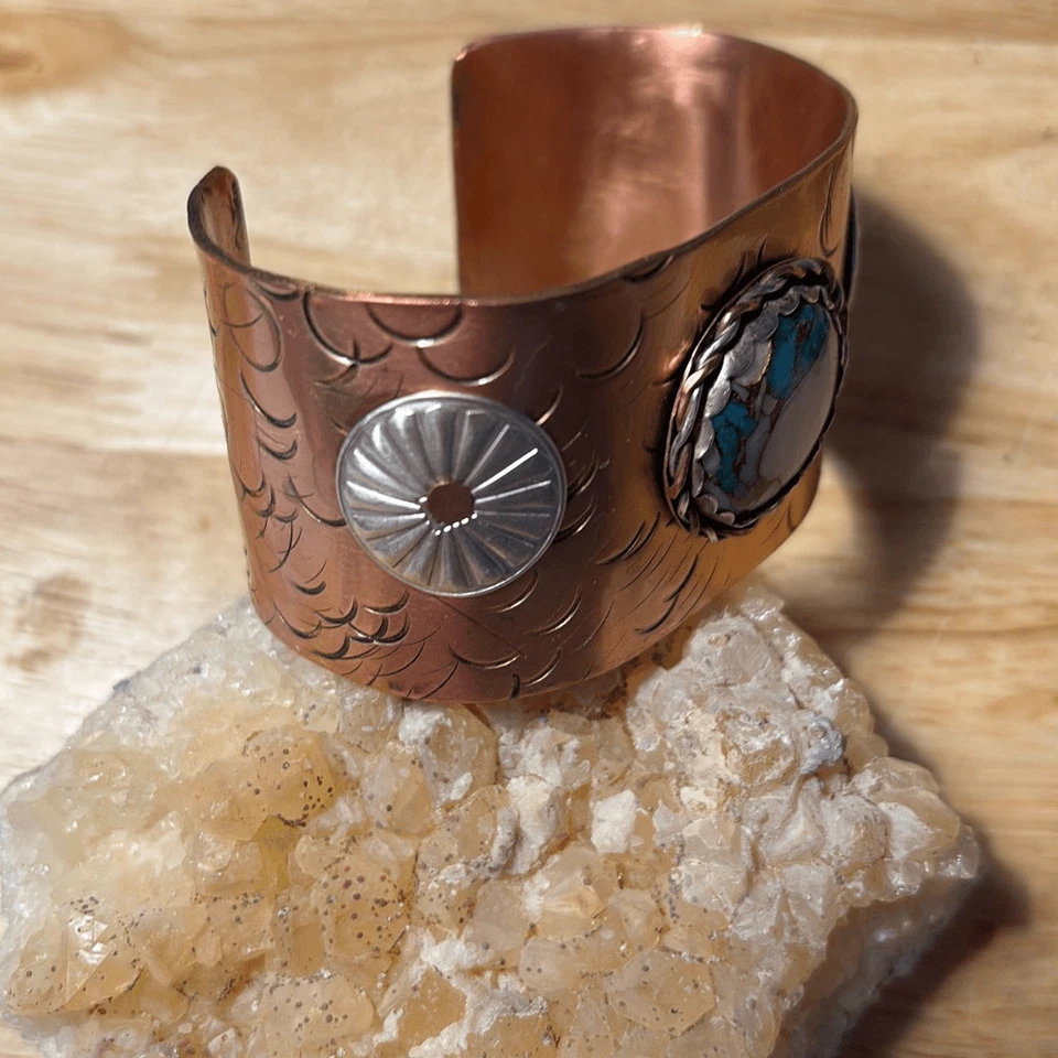 Pulsera, brazalete de cobre turquesa y ópalo, NUEVA, detalles esterlina, hecha a mano, artesanal Foto 2 de 4