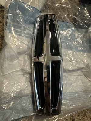 2015-2019 Ford Lincoln MKC Name Plate EJ7Z-5842528-A OEM