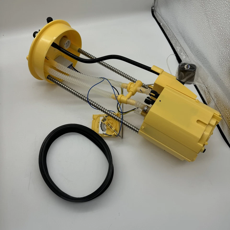 Fuel Pump Assembly W/ Sending Unit for Dodge Ram 2500 3500 1998-2004 5.9L Diesel - Image 4 of 4