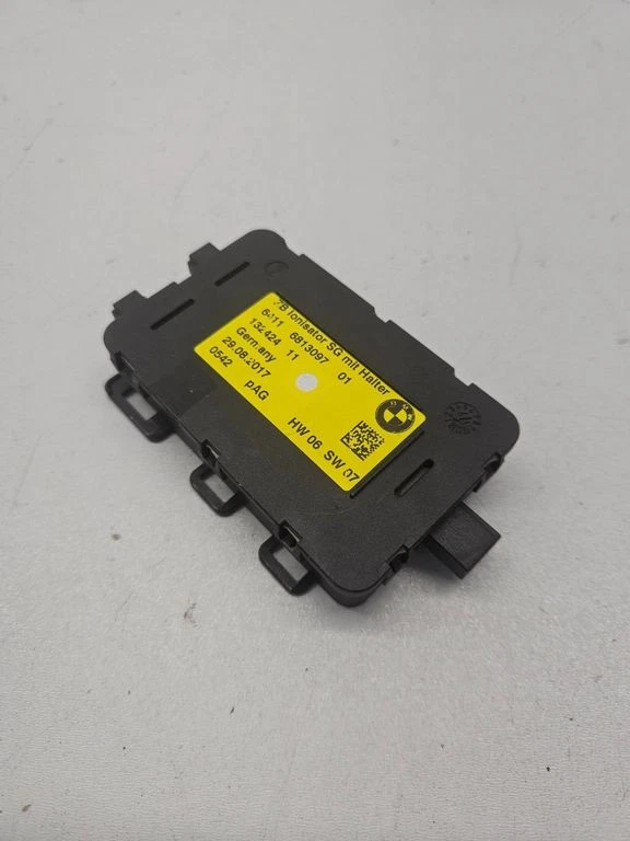 BMW 7 G11 G12 2016 Altri moduli centraline 6813097 TTA1618 - Immagine 2 di 4