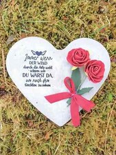 Herz aus Beton mit Schriftzug und Kunstrose G...