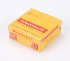 KODAK 8MM KODACHROME II DAYLIGHT DOUBLE ROLL, 25 FEET, NOVEMBER 1967/187424